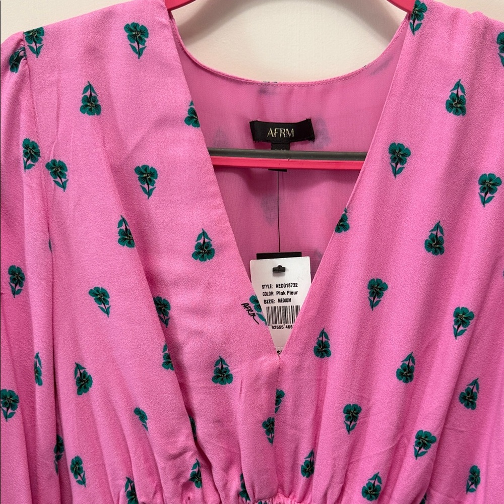 NWT AFRM Pink Fabric with Black Label - Picture 3 of 12